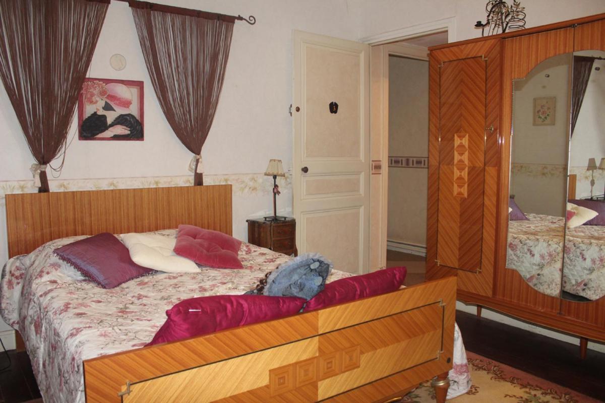Bed and Breakfast Chez Martine et Bernard Saint-Vincent-Sterlanges Exterior foto